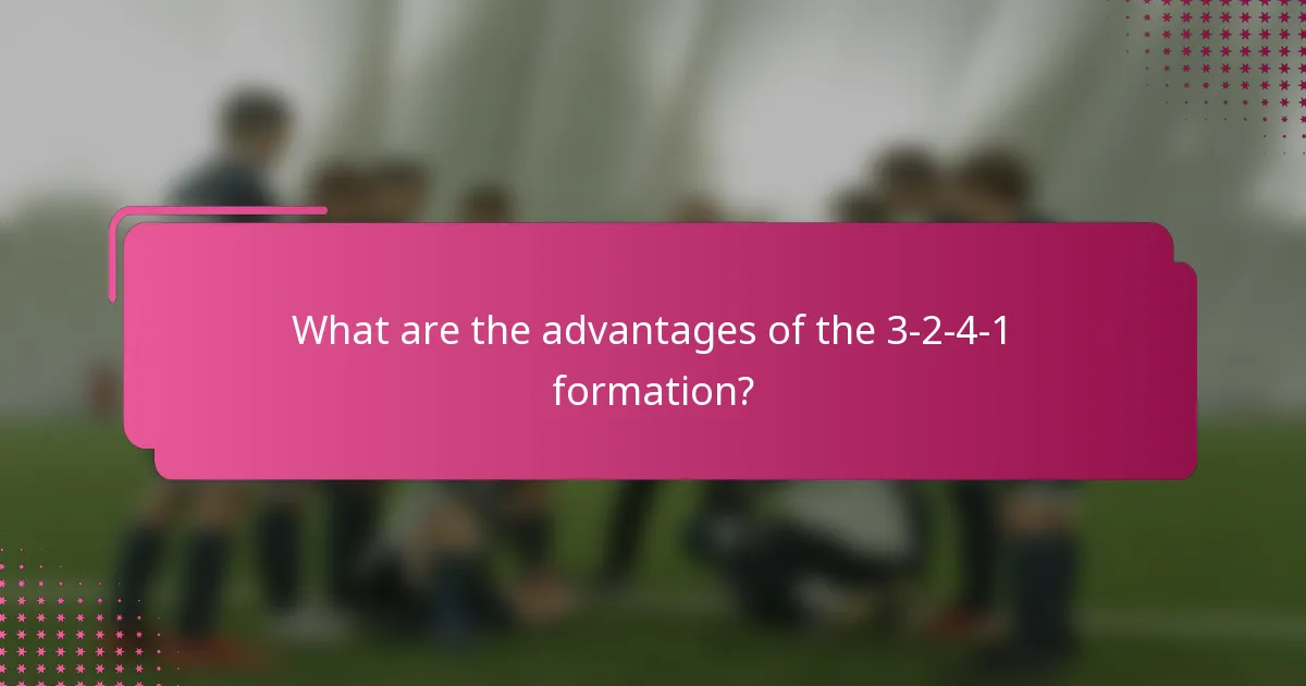 What are the advantages of the 3-2-4-1 formation?